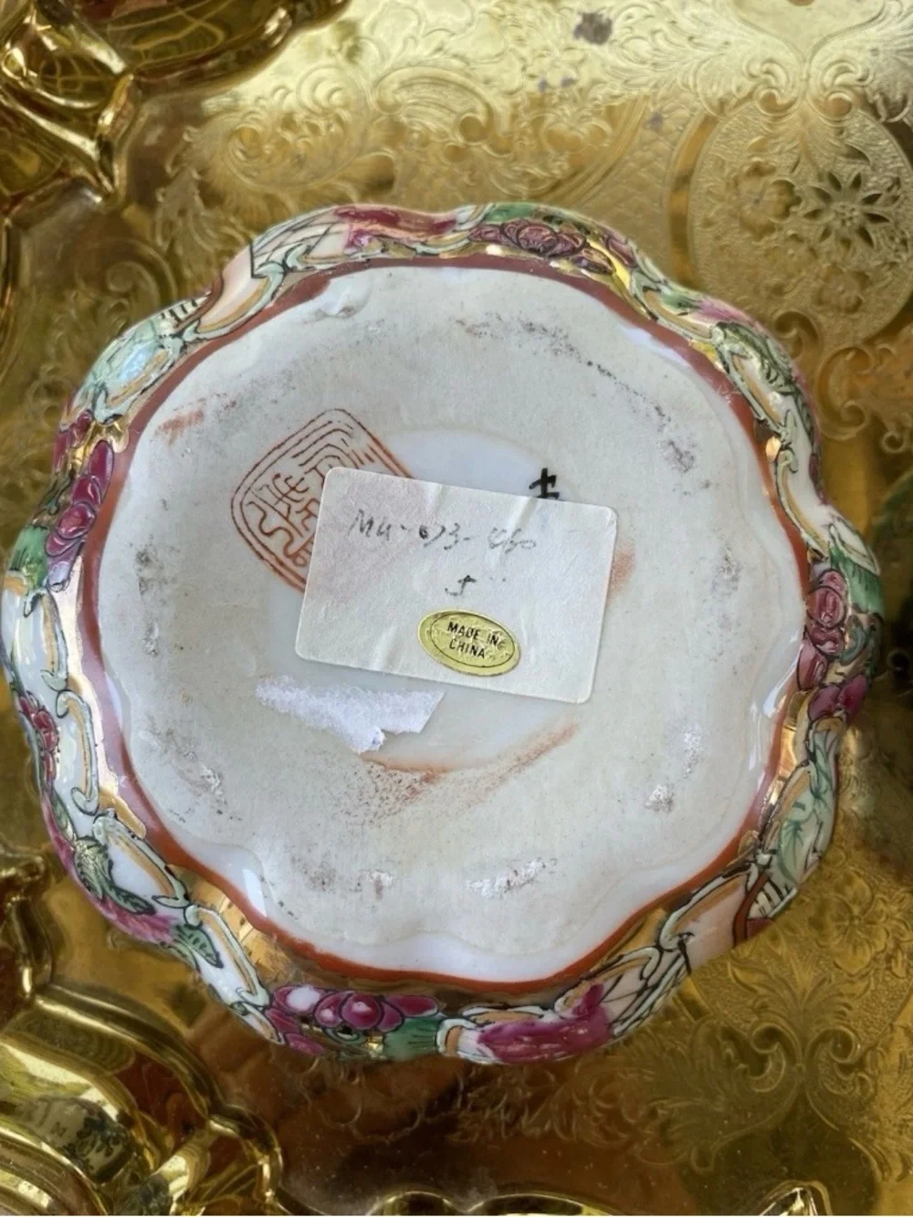 Rare Vtg Chinese Porcelain Trinket Famille Rose HandPainted Floral Jewelry Box